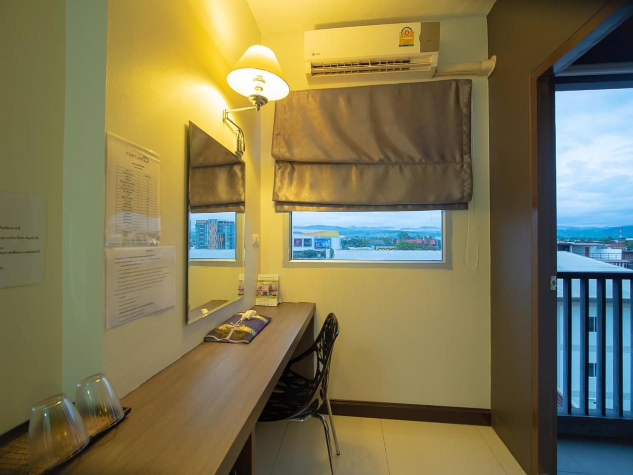 Fortune D Hotel Maesot Mae Sot Buitenkant foto