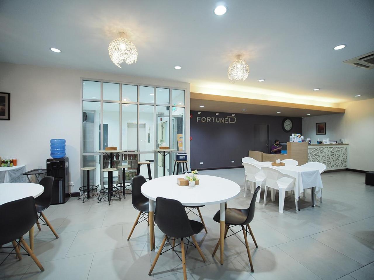 Fortune D Hotel Maesot Mae Sot Buitenkant foto