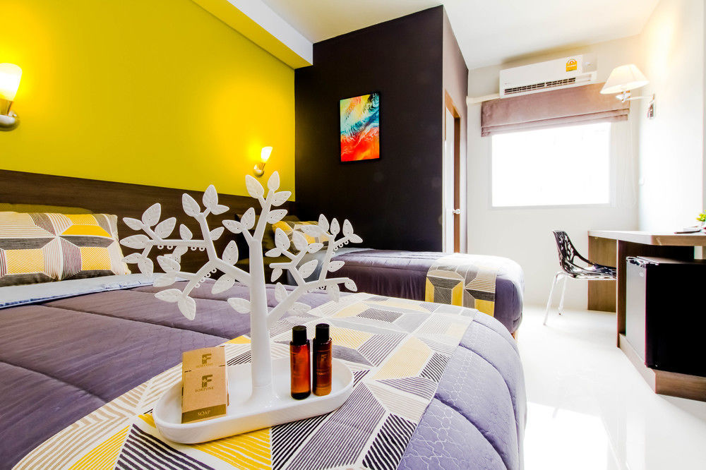 Fortune D Hotel Maesot Mae Sot Buitenkant foto